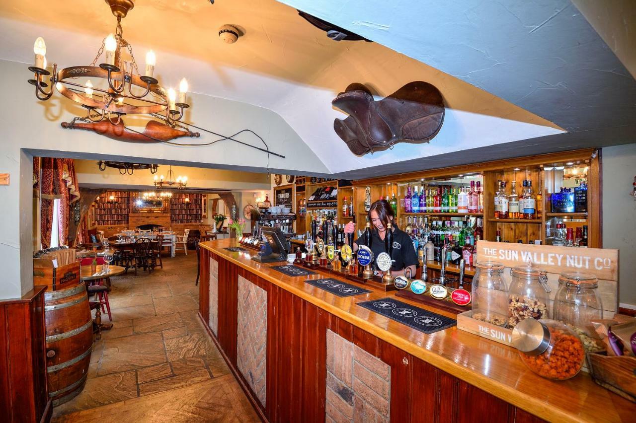 The Coach And Horses Ξενοδοχείο Γουόρδινγκ Εξωτερικό φωτογραφία
